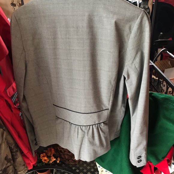 Gray Check Jacket - Picture 2 of 3